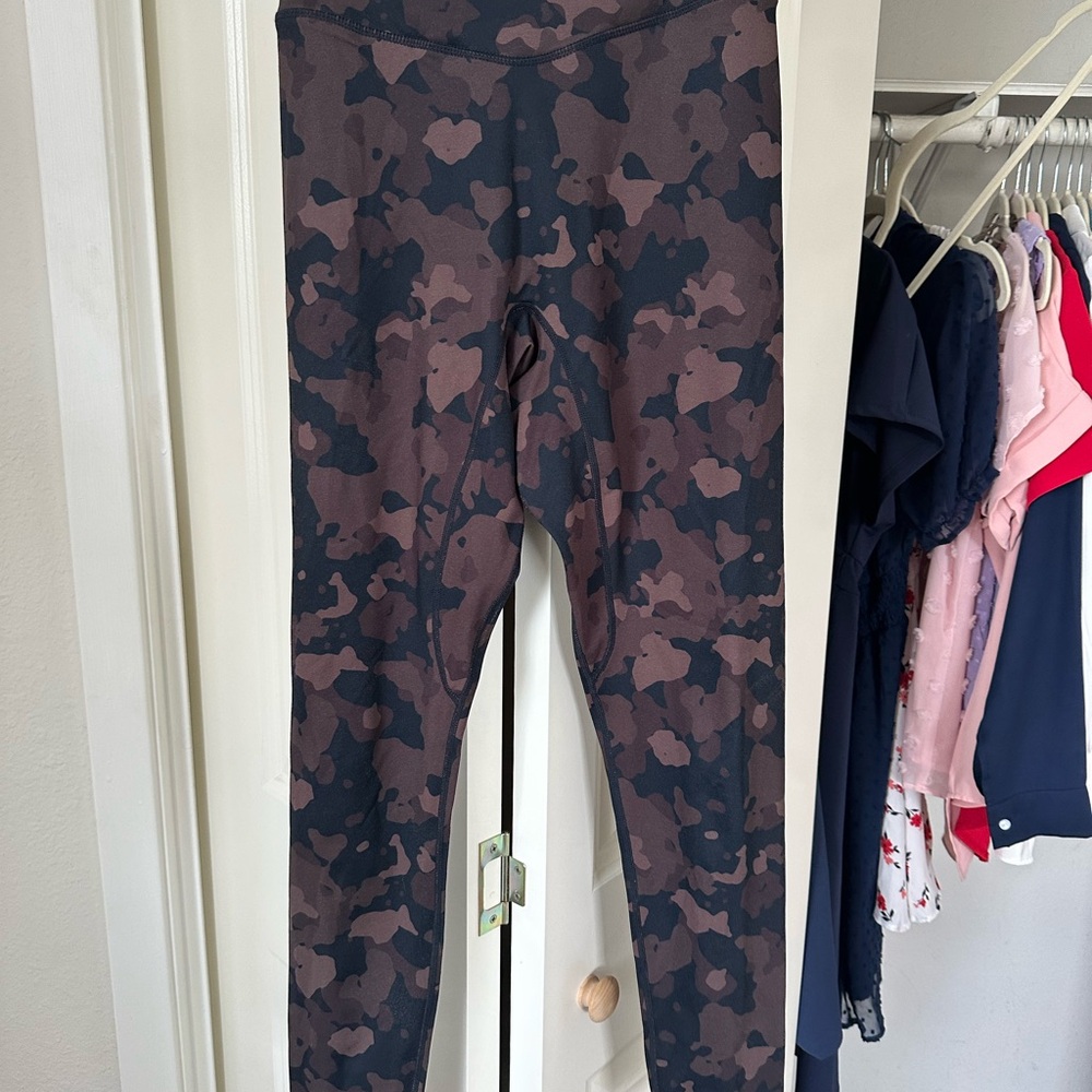 Vitality Camo Leggings